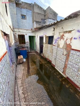 Casa para derribar en zona excepcional. - CORDOBA