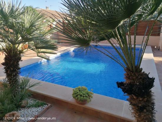 SE VENDE PRECIOSO CHALET EN LOS ALCÁZARES - MURCIA