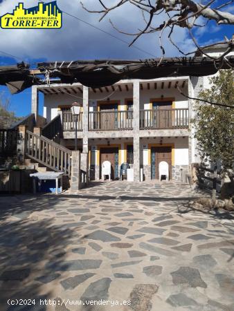 PRECIOSA FINCA DE MÁS DE 40 HA. EN LA ALPUJARRA (GRANADA) - GRANADA