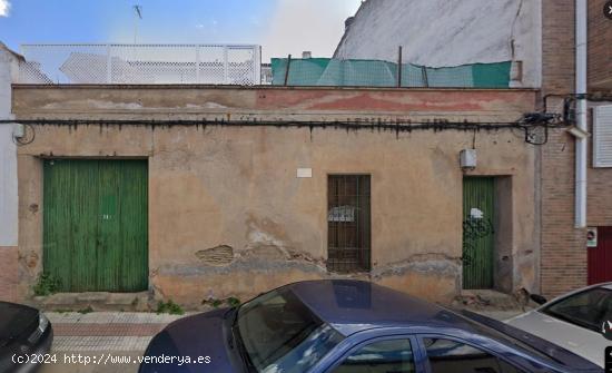  Casa baja en Plaza Italia - CACERES 