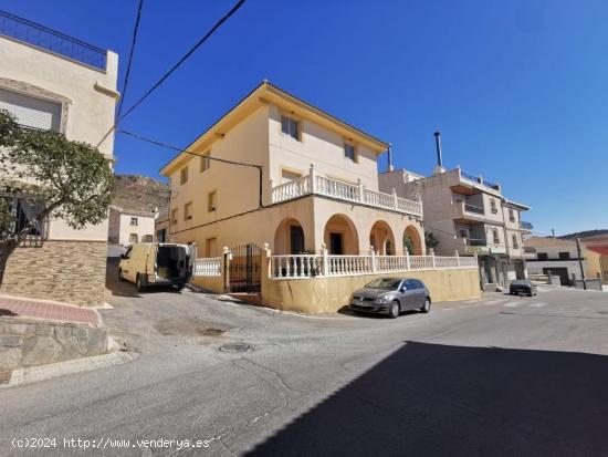 Casa en venta en Oria - ALMERIA