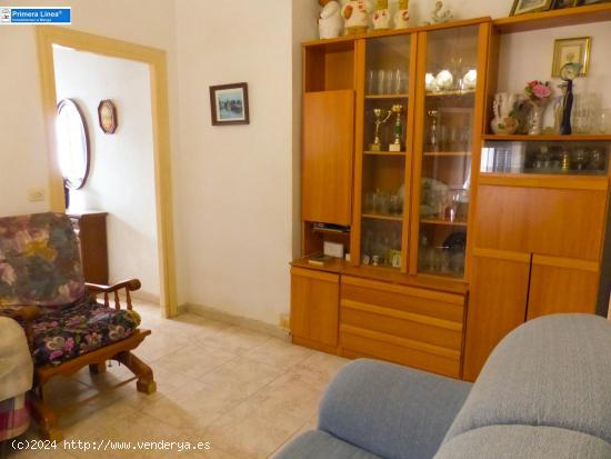 Venta de casa céntrica de 5 dormitorios en Cabo de Palos - MURCIA