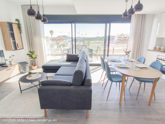 Dúplex con 3 dorm. en Camporrosso Village - www.inmobiliarialesdunes.com - ALICANTE