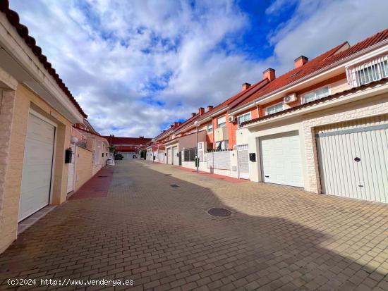 KASAURBANA ofrece en venta CHALET ADOSADO en RESTÓN - VALDEMORO - MADRID