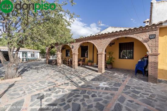 EN VENTA CHALET INDEPENDIENTE (ZONA FONSECA -PELIGROS-GRANADA) - GRANADA