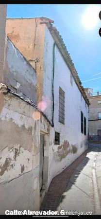 CASA SEMIREFORMADA EN TERESA DE COFRENTES - VALENCIA