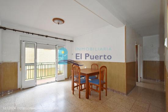 PISO A SOLO UNOS PASOS DE LA PLAYA DEL PUERTO Y DEL PASEO MARÍTIMO - REF 448 - MURCIA