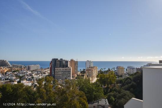 ALQUILER LARGA TEMPORADA ADOSADO EN BENALMADENA COSTA VISTAS AL MAR - MALAGA