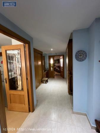 INMOBILIARIA ARBETETA VENDE CHALET ADOSADO DE 4 DORMITORIOS EN GUADALAJARA - GUADALAJARA