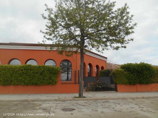 EDIFICIO EN POBLA DE FARNALS. ¡¡SIN COMISIÓN INMOBILIARIA!! - VALENCIA