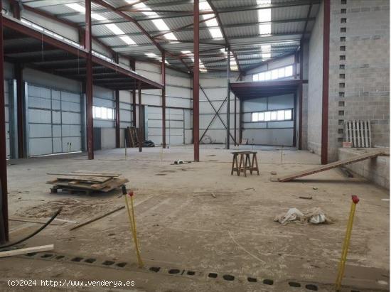 Venta de nave industrial Torrelavega - CANTABRIA