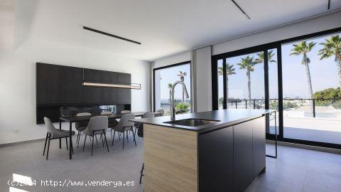 PRECIOSOA VILLA OBRA NUEVA LLAVE EN MANO PARA VERANO 2024 EN LA MARINA, ALICANTE, COSTA BLANCA - ALI