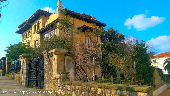 Majestuosa casa torre montañesa en Santander