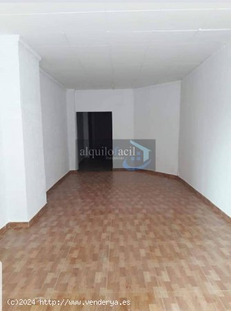 SE ALQUILA LOCAL/ FRANCISCO PIZARRO /100 METROS/450 €