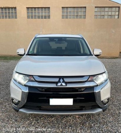 MITSUBISHI Outlander en venta en AlcarrÃ s (Lleida) - AlcarrÃ s