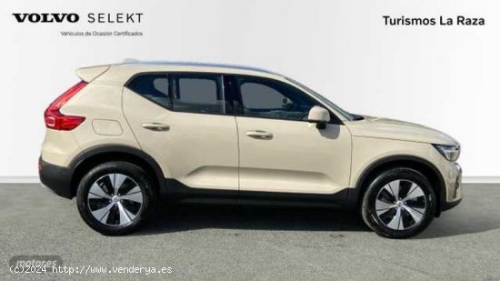 Volvo XC40 XC40 Core, B3 Mild hybrid, Gasolina de 2024 con 10 Km por 38.900 EUR. en Sevilla