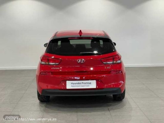 Hyundai i30 1.0 TGDI Go 120 de 2018 con 41.000 Km por 15.490 EUR. en Barcelona