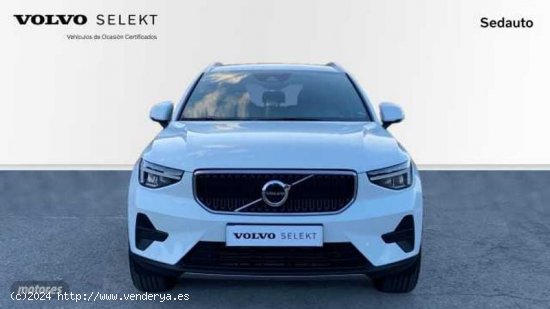 Volvo XC40 XC40 Core, T2 Automatica Microhibrido, Gasolina de 2024 con 17.465 Km por 35.400 EUR. en 