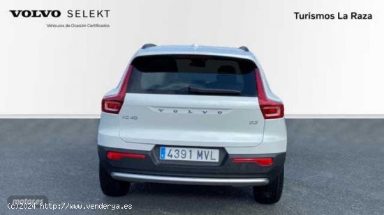 Volvo XC40 XC40 Essential, B3 Mild hybrid, Gasolina de 2024 con 5 Km por 35.900 EUR. en Sevilla