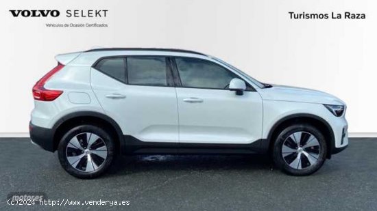 Volvo XC40 XC40 Essential, B3 Mild hybrid, Gasolina de 2024 con 5 Km por 35.900 EUR. en Sevilla