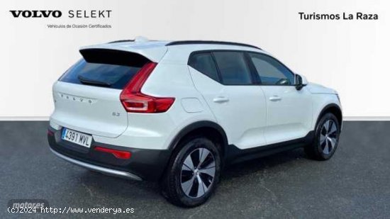 Volvo XC40 XC40 Essential, B3 Mild hybrid, Gasolina de 2024 con 5 Km por 35.900 EUR. en Sevilla