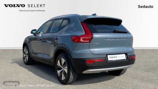 Volvo XC40 XC40 Momentum Pro, T2 manual de 2020 con 50.198 Km por 26.900 EUR. en Murcia