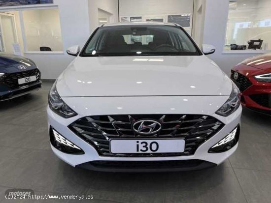 Hyundai i30 1.5 DPI Klass SLX 110 de 2022 con 24.069 Km por 18.900 EUR. en Cuenca