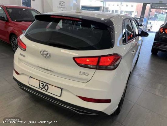 Hyundai i30 1.5 DPI Klass SLX 110 de 2022 con 24.069 Km por 18.900 EUR. en Cuenca