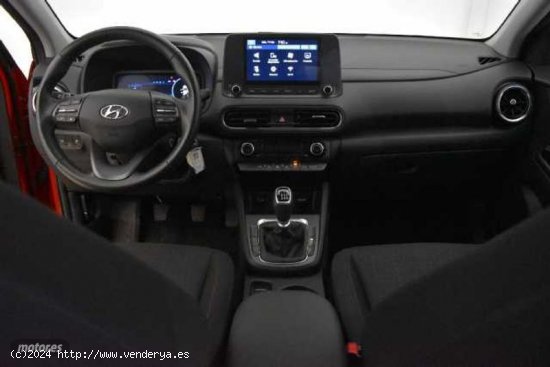 Hyundai Kona 1.0 TGDI Maxx 4x2 de 2023 con 20.549 Km por 16.700 EUR. en Barcelona