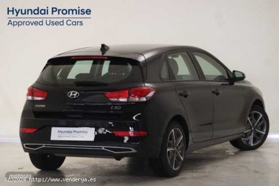 Hyundai i30 1.5 DPI Klass SLX 110 de 2023 con 12.898 Km por 19.900 EUR. en Burgos