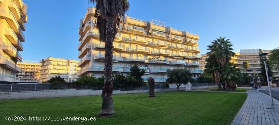  Espectacular Planta baja en Salou, 2 dormitorios dobles, terraza 70m2. - TARRAGONA 