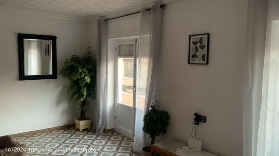 Habitación doble y sencilla en piso compartido. - ALICANTE