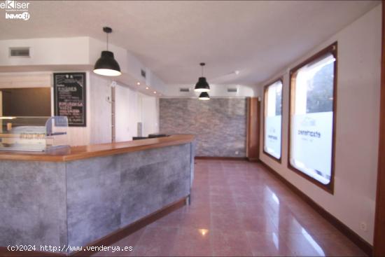 Se vende local en Barañain - NAVARRA