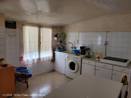 CASA CON BAJERA Y TERRAZA - NAVARRA