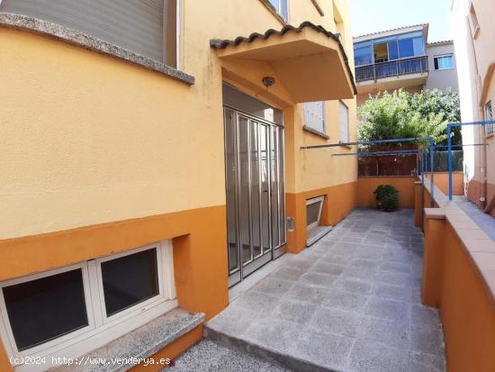 PISO DE 3 HABITACIONES Y BONITA TERRAZA EN EL CENTRO DE ☀️ SEGUR DE CALAFELL ☀️ - TARRAGONA