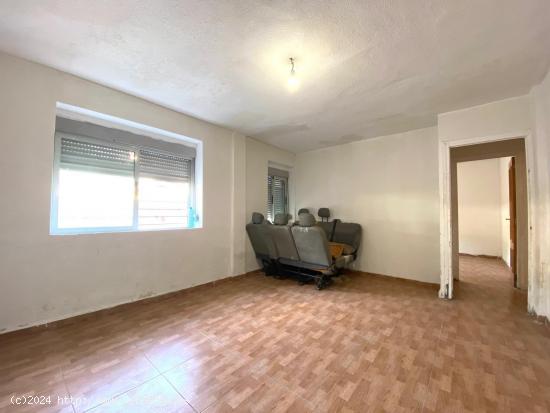  BAJO CON PATIO EN VENTA EN JUAN XXII - ALICANTE 