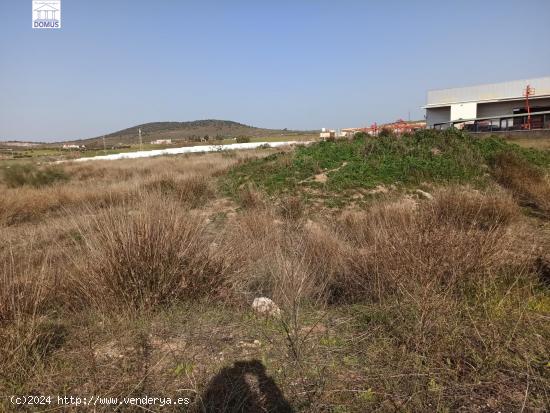 Estupendo terreno urbano en la zona norte de Mérida - BADAJOZ