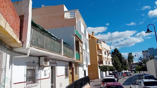  PARCELA CON 2 APARTAMENTOS DE 110 M2 EN LAS LAGUNAS-CERCA CORTE INGLÉS - MALAGA 