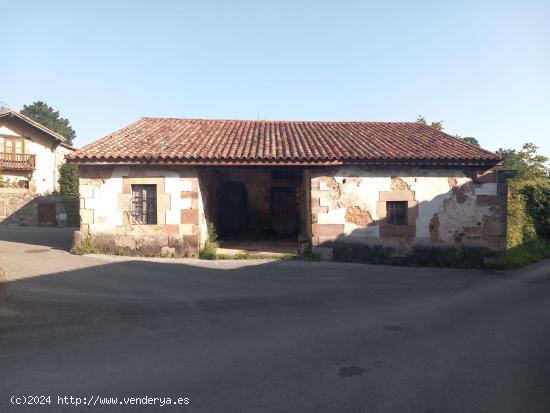 Casa independiente y con jardín en Cabezón de la Sal - CANTABRIA