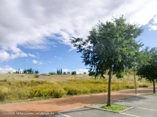 Suelo urbano consolidado junto al campo de golf de Las Gabias. - GRANADA