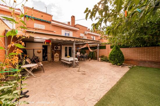 Chalet adosado en venta en Coslada, zona Conejeras-Esparragal - MADRID