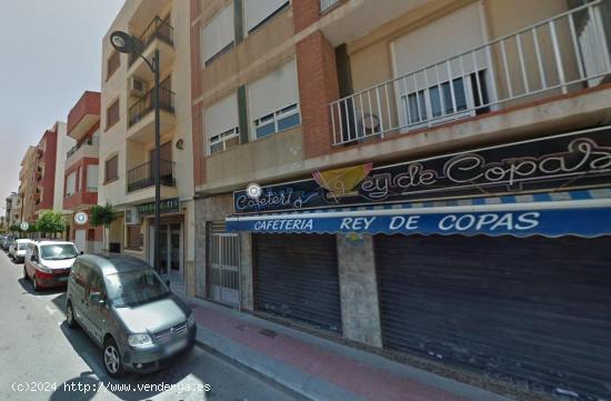  Se vende local comercial en el centro de Guardamar. - ALICANTE 