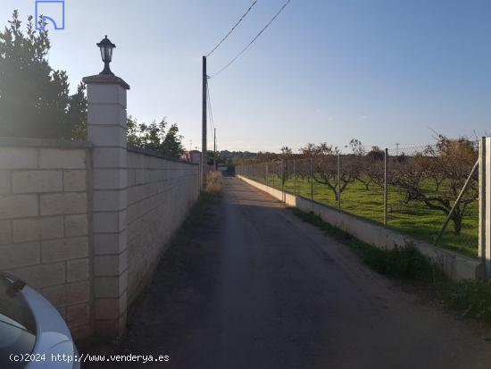 Casa con terreno de 2.800 m2 - LA RIOJA