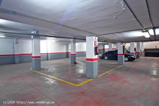 PLAZA DE GARAJE DOBLE EN PLENO CENTRO DE EL EJIDO. - ALMERIA