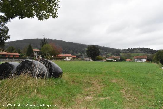  Venta de terreno  en Santiurde de Toranzo - CANTABRIA 