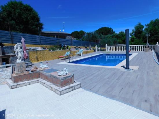 Chalet Independiente en Parcela de 1.000m2 con Piscina propia - TOLEDO