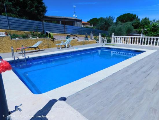 Chalet Independiente en Parcela de 1.000m2 con Piscina propia - TOLEDO