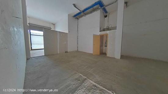 LOCAL COMERCIAL EN VENTA EN EL CENTRO DE VENDRELL - TARRAGONA