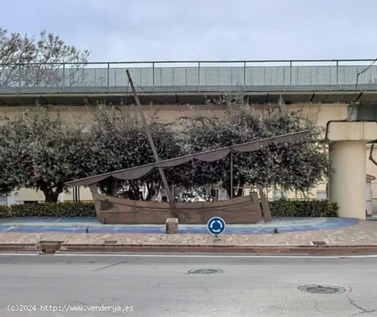  Oportunidad en Los Boliches – Casa en el emblemático  Barrio de los Pescadores  - MALAGA 