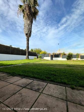 ¡¡CHALET INDEPENDIENTE EN UNA SOLA PLANTA EN LAS VAGUADAS!! - BADAJOZ